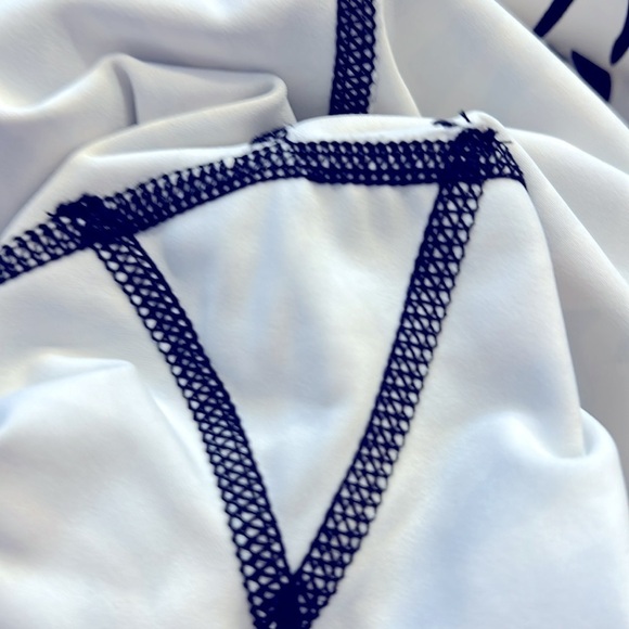 Zyia Active Safari Pocket Brilliant Zebra Hi-Rise 7/8 Compression Size 6-8 - Picture 8 of 9